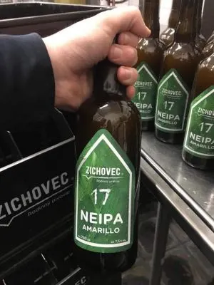 Zichovec NEIPA Amarillo 17